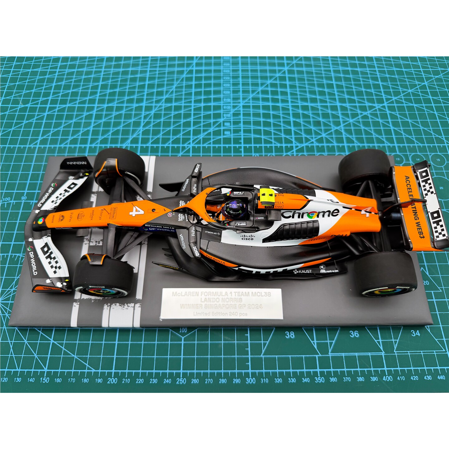 迷你切F11/18MCL38诺里斯车模图片