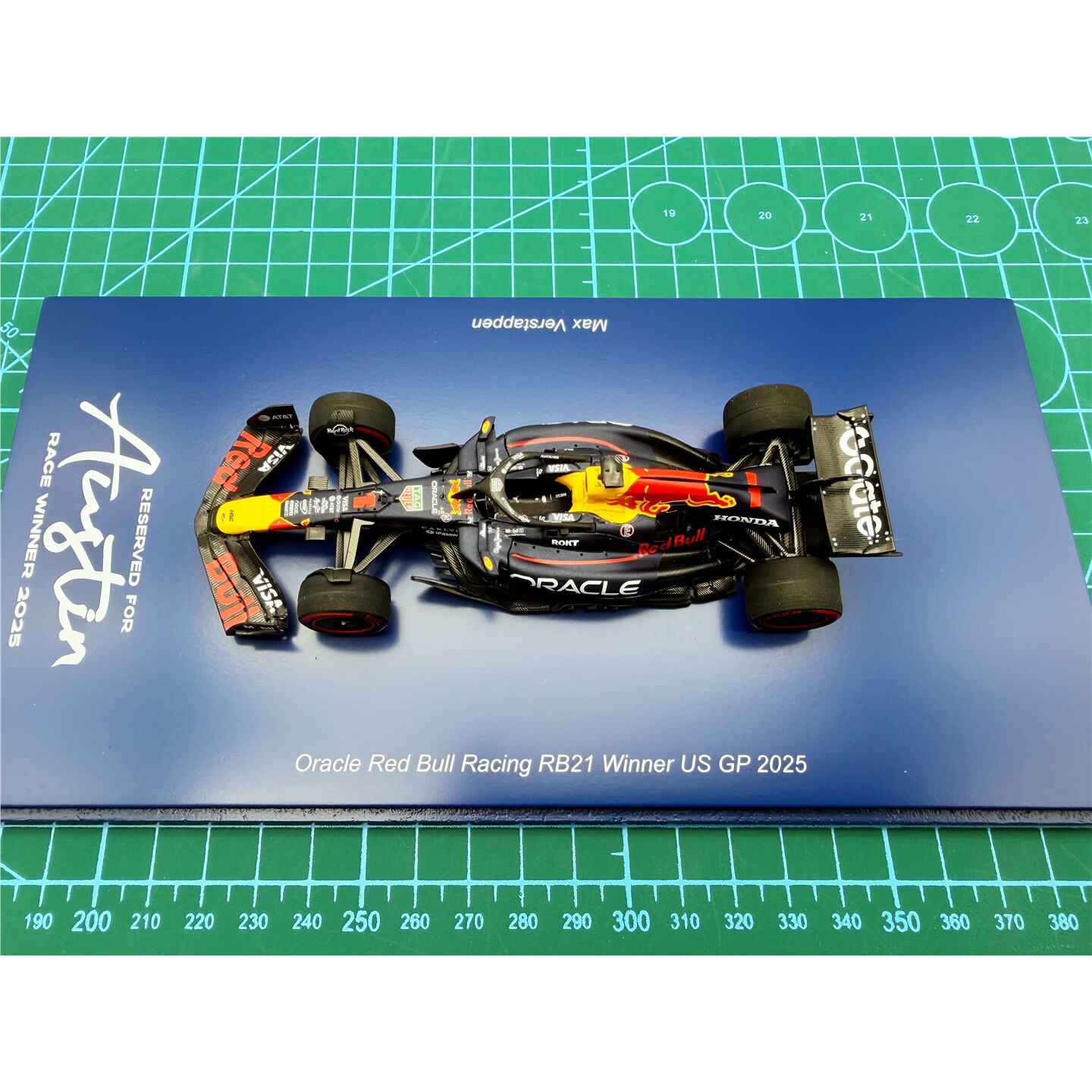 SPARKF11/43RB21维斯塔潘车模