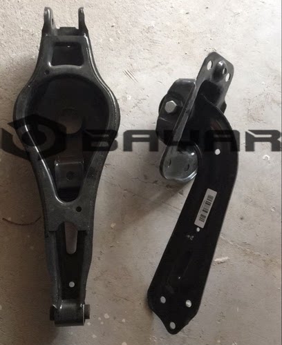 适用于名爵锐腾GS荣威RX5i6名爵6后下摆臂后纵臂后支臂下托臂摆臂