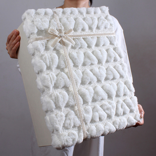 布艺礼盒爱心高级感超大号礼品盒空盒白色包装盒兔毛定制礼物盒子