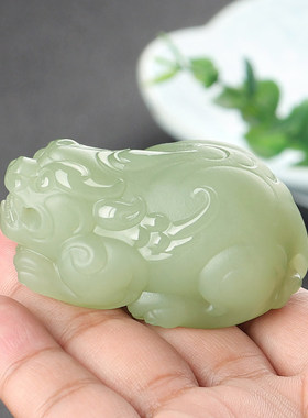 新疆和田玉貔貅手把件随身小摆件