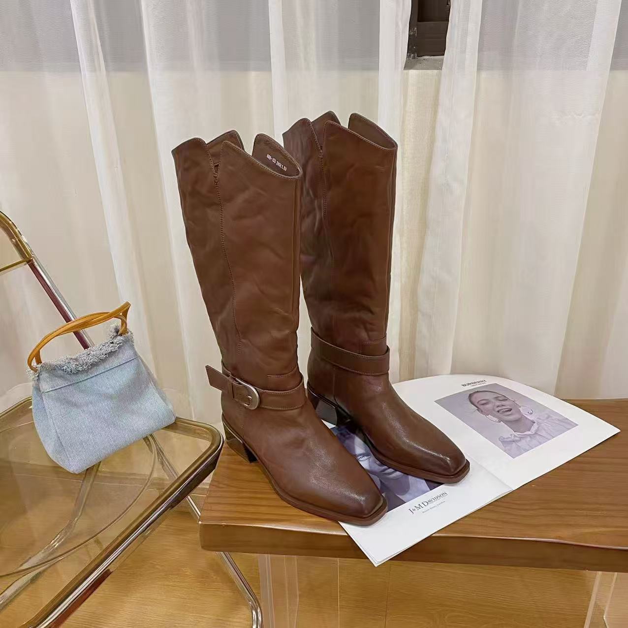 高档头层牛皮粗跟时尚短靴女