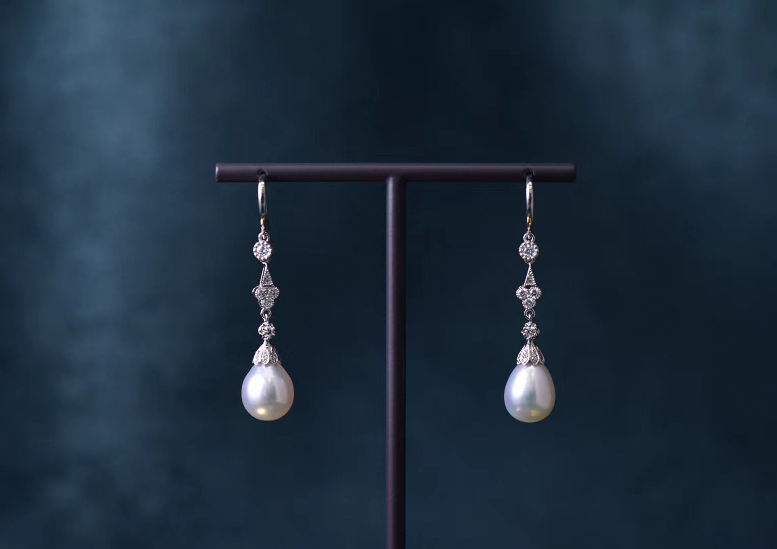 国内现货复古水滴澳白珍珠耳环钻石耳坠18k白金