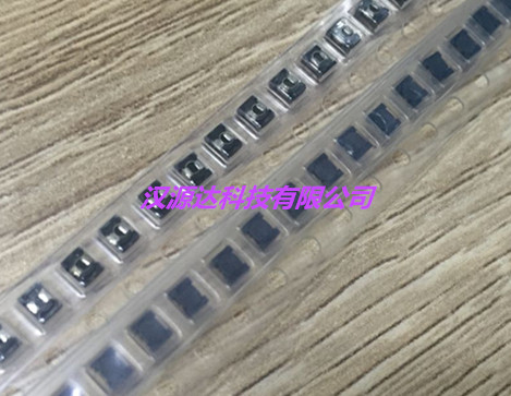 VLF252012MT-R47N 屏闭功率电感 0.47UH 30% 3.45A 2.5X2X1.2MM