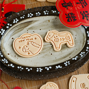 新年饼干模2026马年卡通小马来财富曲奇饼干粘土翻糖烘焙3D压模具