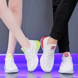 Танцующая дышащая спортивная обувь для влюбленных, коллекция 2023, мягкая подошва