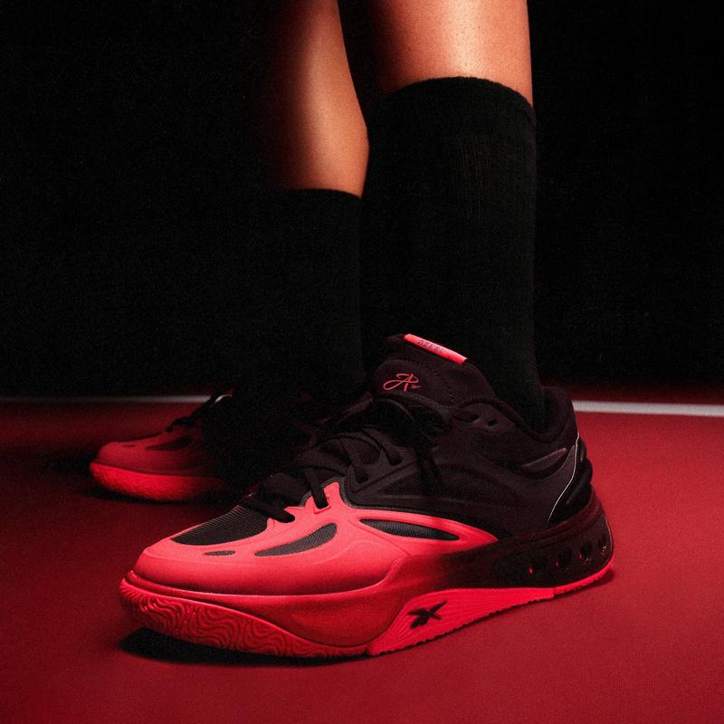 代购新品Reebok锐步篮球鞋ENGINE A复古时尚运动轻便休闲篮球鞋