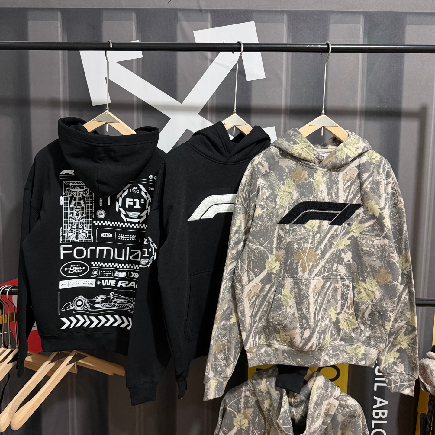 一级方程式赛车F1周边秋冬加绒连帽卫衣男套头衣服狩猎迷彩长袖