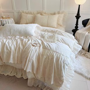 冬季 蕾丝雕花牛奶绒四件套公主风双面毛绒被套珊瑚绒仙女床裙 法式