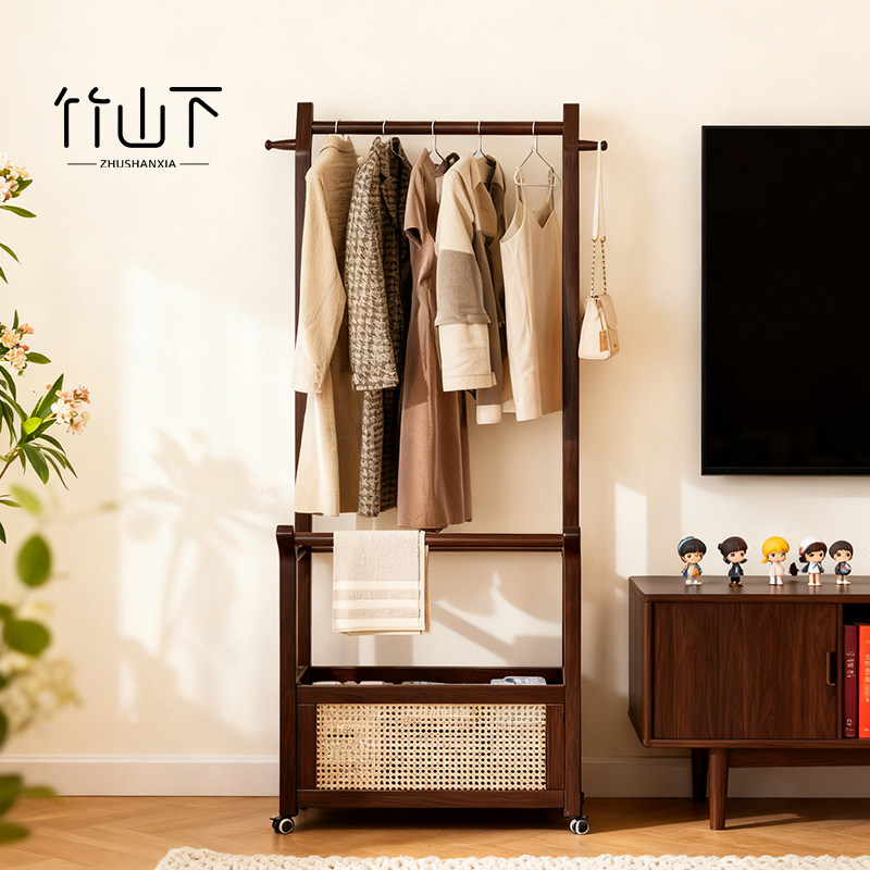 实木挂衣架落地卧室2025新款