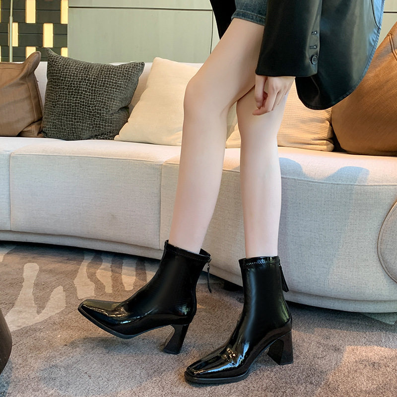 气质方头粗跟大筒围马丁靴亮面弹力瘦瘦靴粗腿加宽大码女靴41-43,女鞋,马丁靴,淘宝优惠券,粉丝福利购,淘宝优惠卷