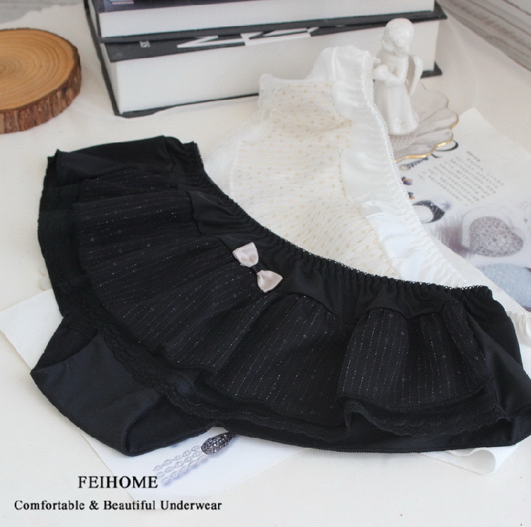 牛奶丝宽松裙摆式无痕内裤