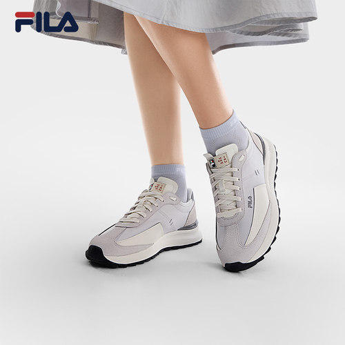 FILA斐乐女士休闲跑步鞋