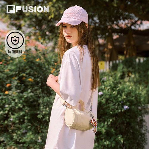 FILAFUSION斐乐潮牌挎包