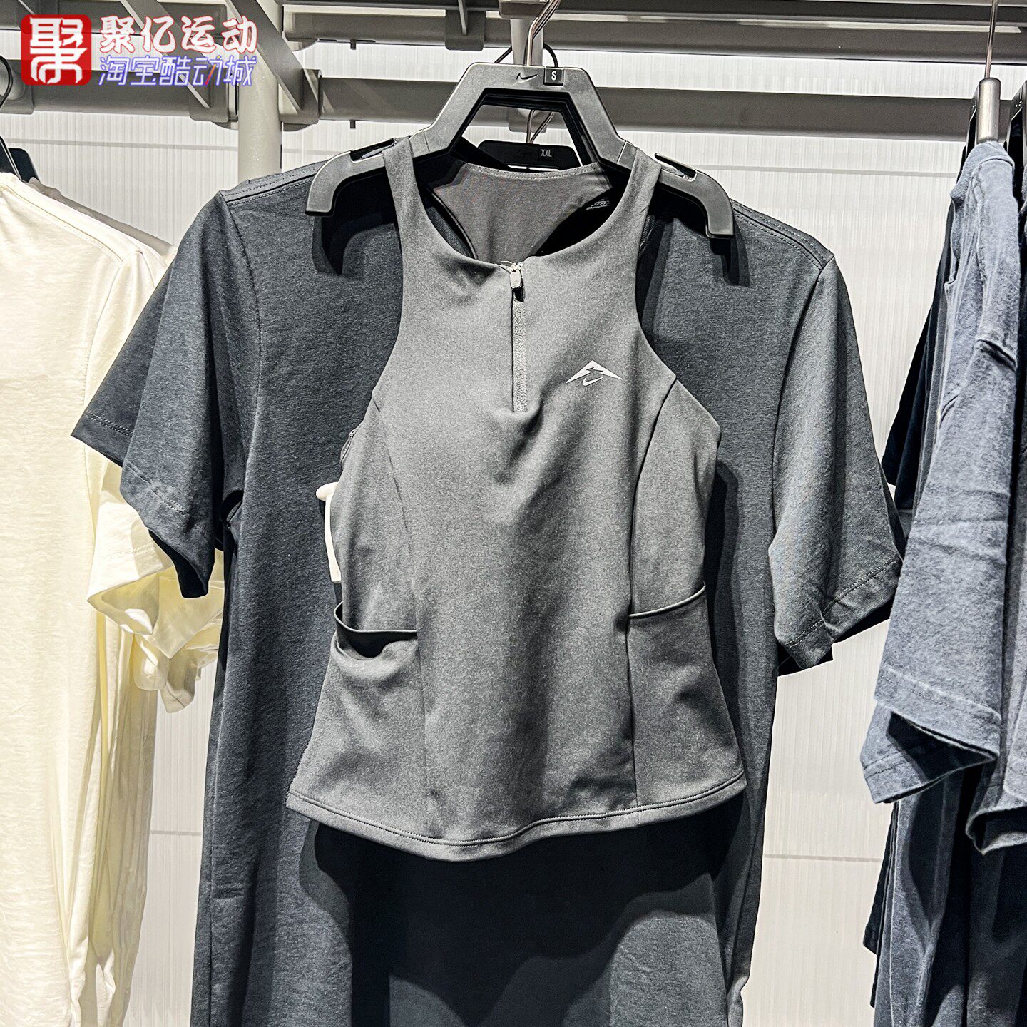 耐克女子2025夏季速干透气跑步健身训练带胸垫运动背心HF5407-010