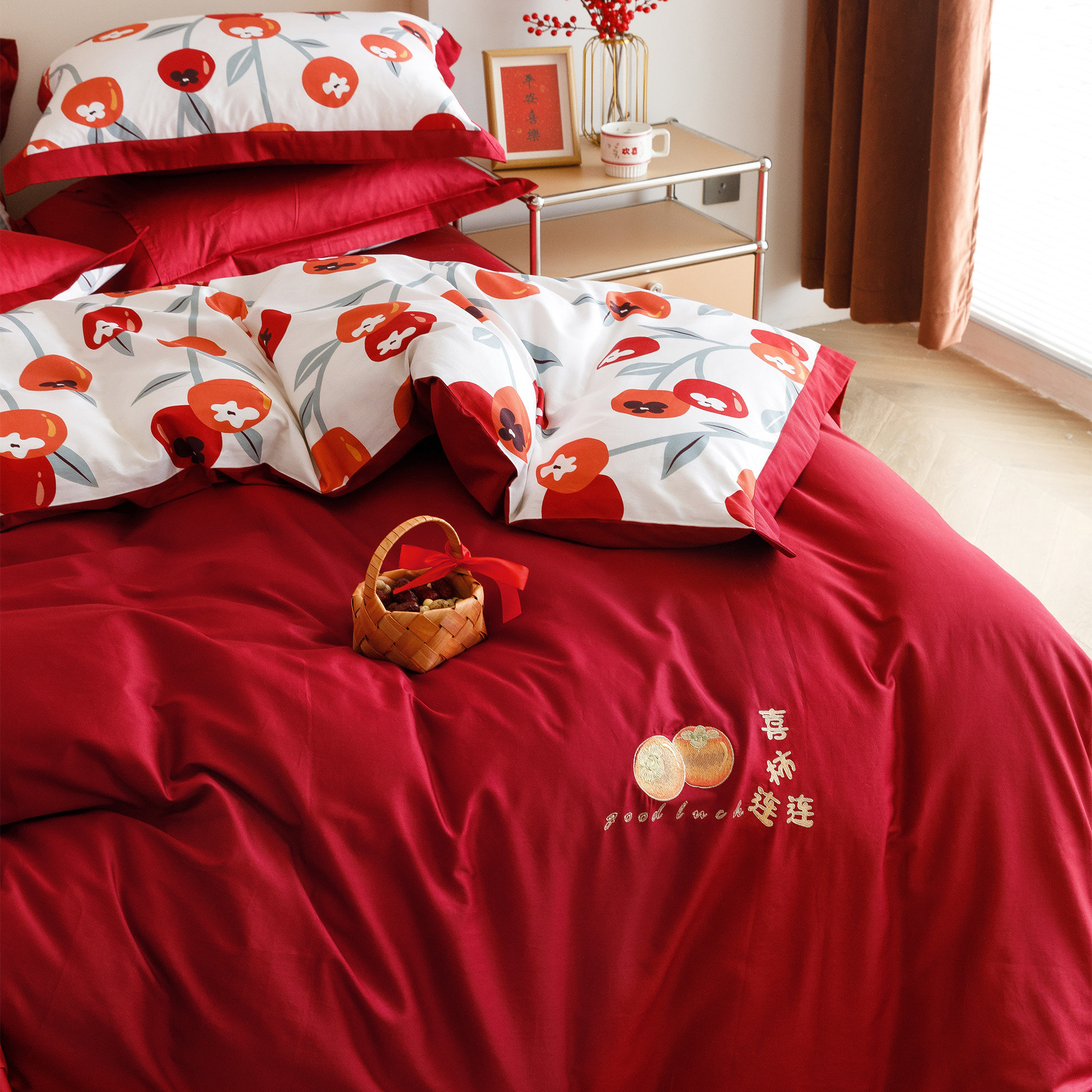 WESTERN-STYLE WEDDING FOUR-PIECE SET OF PURE COTTON PERSIMMON PRINT 200 LONG-STAPLE COTTON 2.0M RED WEDDING QUILT COVER BED SHEETS