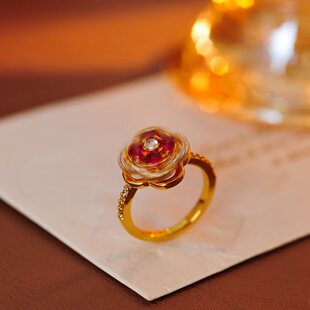 红色旋转四叶草项链耳钉手链戒指高级小众新款设计感批发代发