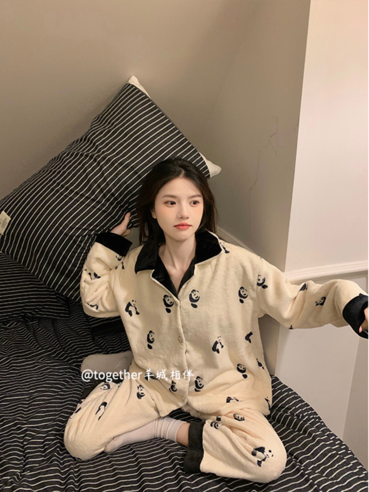 여성을위한 한국어 달콤한 멋진 스타일 팬더 산호 벨벳 잠옷 가을 겨울 정장 두꺼운 플러스 벨벳 따뜻한 플란넬 가정 의류