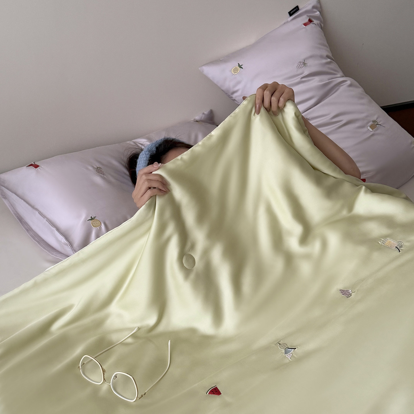 莱赛尔60s支兰精天丝刺绣夏被空调被子女孩好看双面冰丝200x230cm