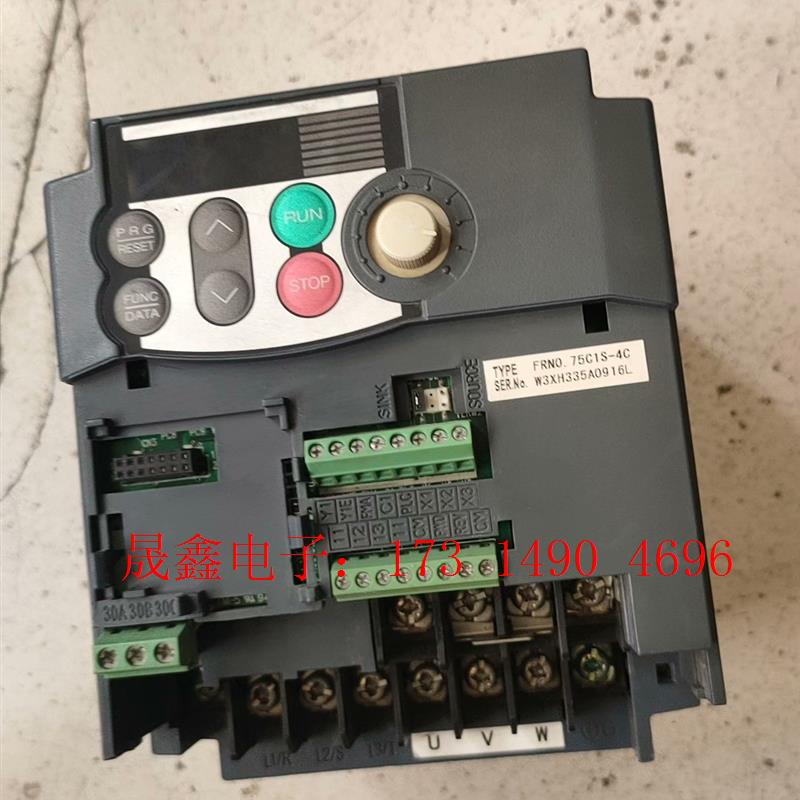 富士C1S-0.75KW变频器一台,自定义,缺端盖,功能【询价产品】