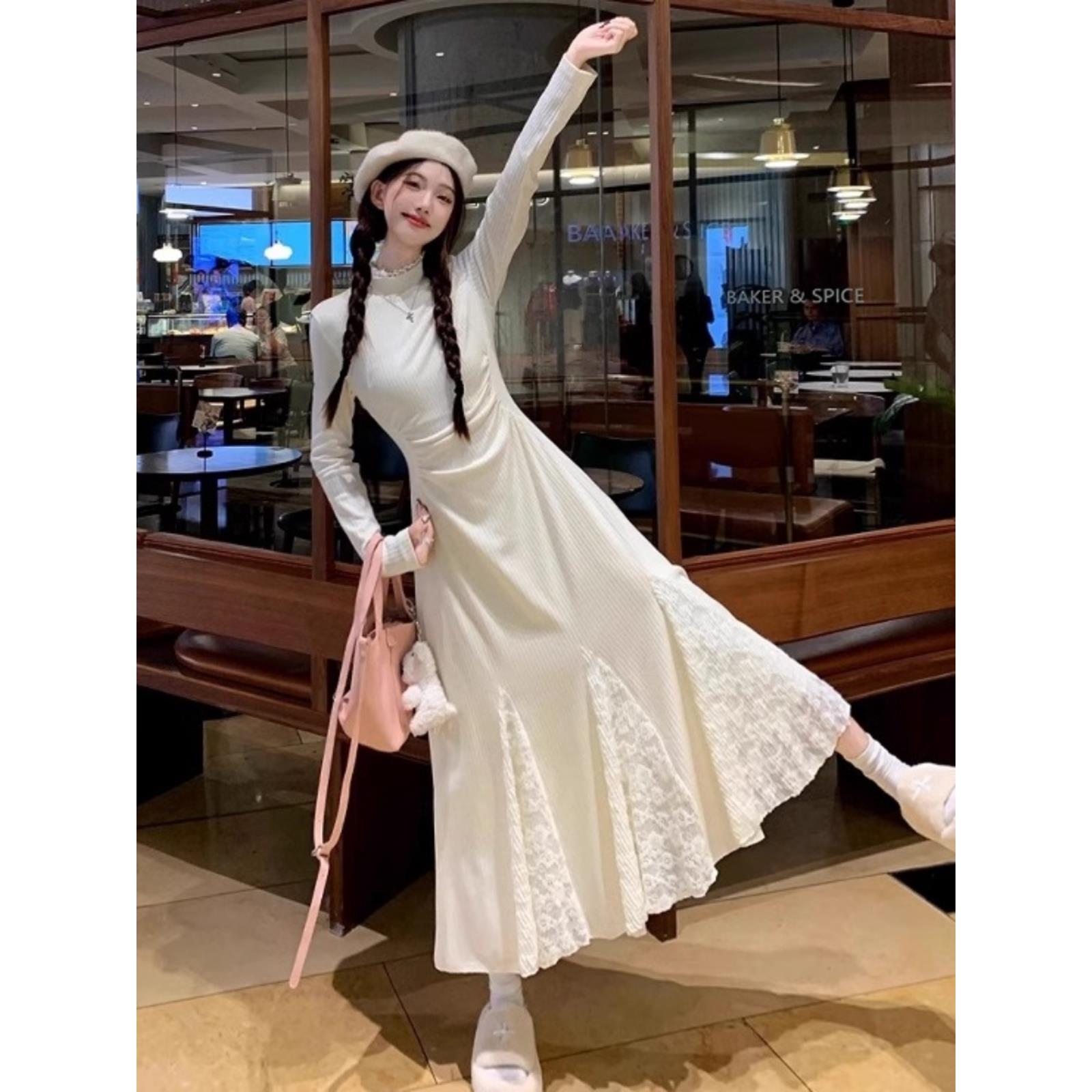白色高领针织鱼尾连衣裙女