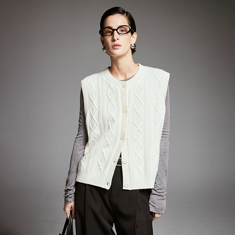 帕罗100%羊绒马甲背心开衫圆领