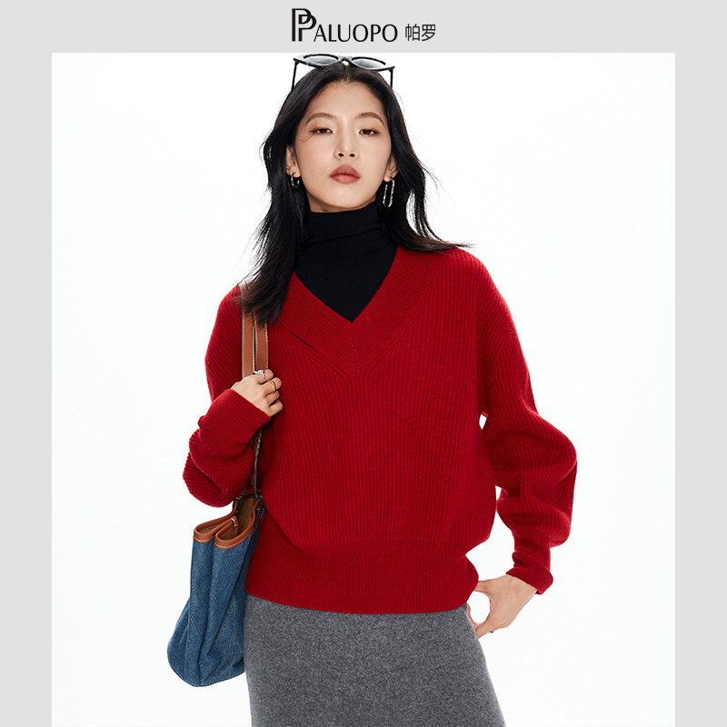 PALUOPO/帕罗2025秋冬新款大V领纯羊绒衫女肌理提花节日红色款