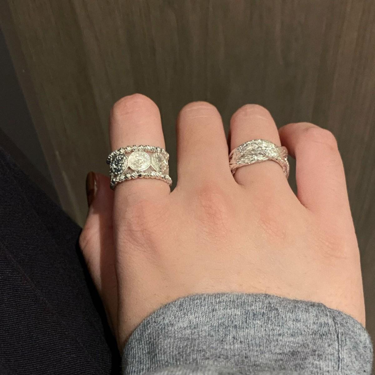 饰尚e族宽边镂空圆形钱币戒指女简约线条麻花百搭S925镀银开口指