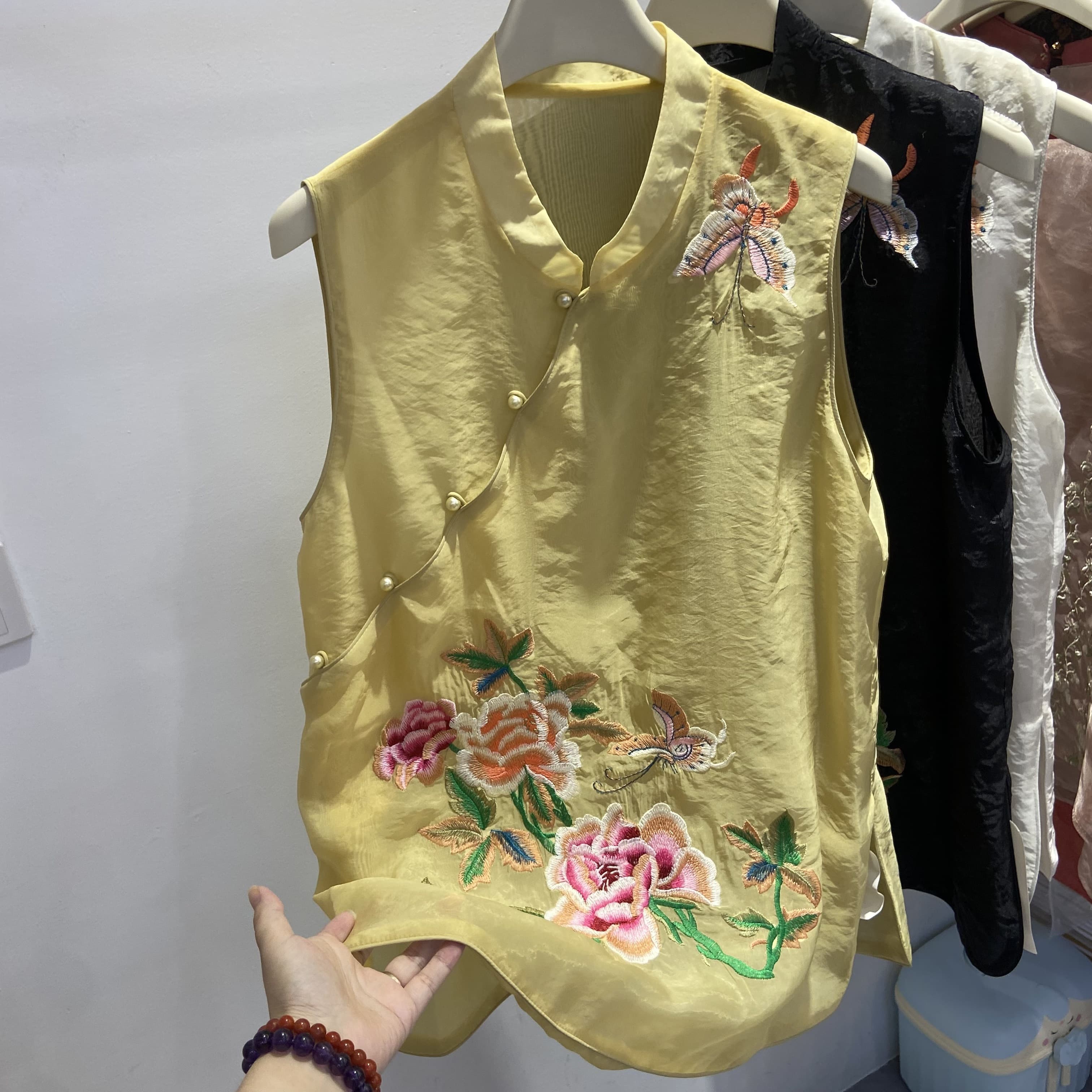 国风重工刺绣飘逸背心连衣裙女裙夏设计感韩版宽松显瘦中长款潮