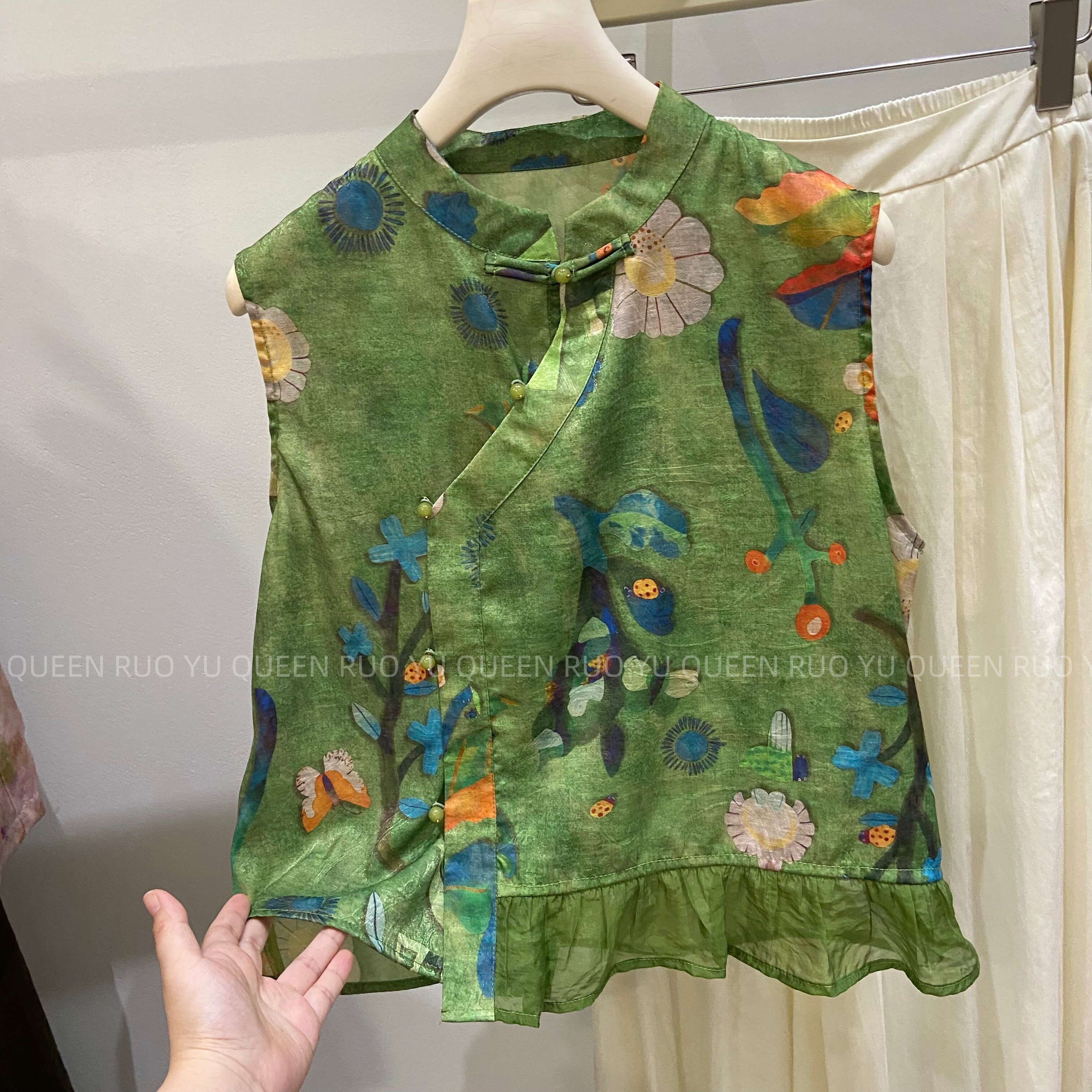 新中式荷叶边绿色印花人丝国风女