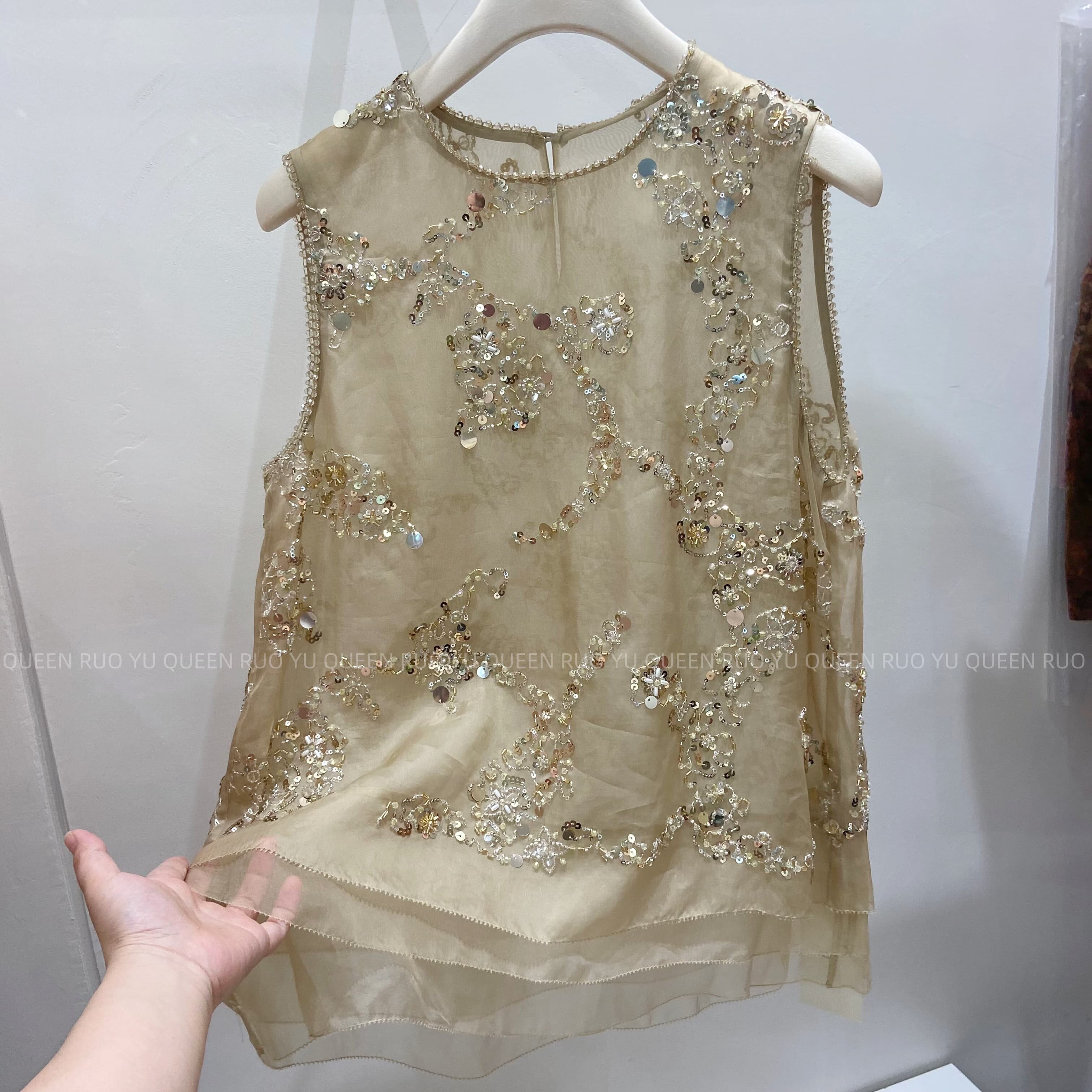 欧货钉珠亮片圆领无袖人丝宽松飘逸背心女夏2026设计感宽松显瘦潮