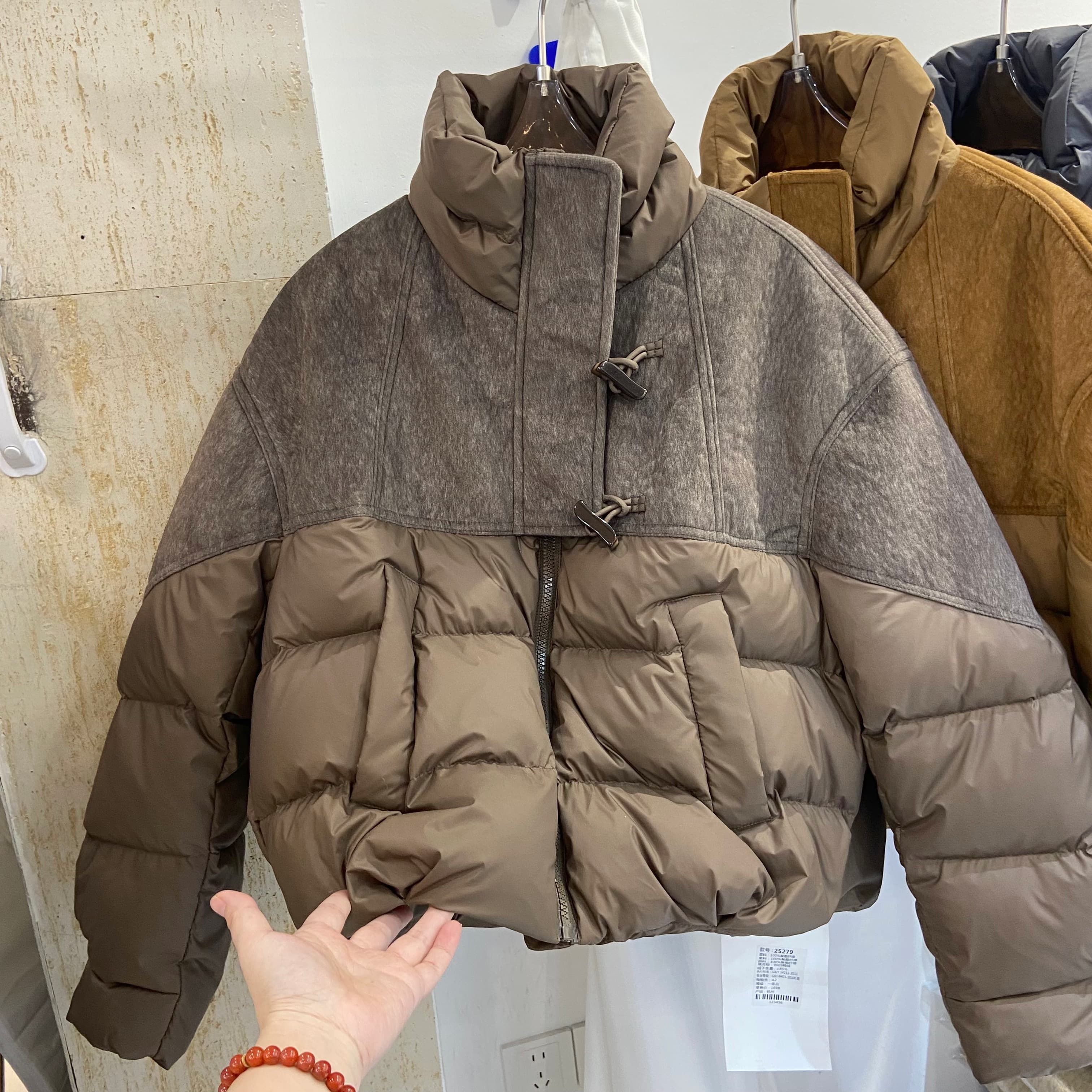 90绒盘扣立领白鸭绒羽绒服女外套