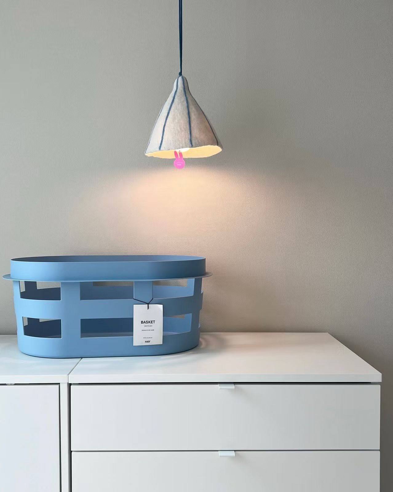 儿童房蓝条纹小夜灯羊毛毡复古灯罩可调节免插电led氛围灯泡吊灯