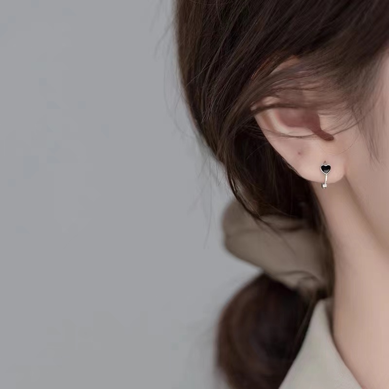 925纯银爱心耳圈小众女耳钉耳饰