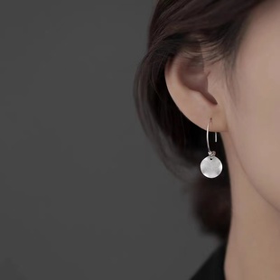 925纯银圆片耳环轻奢2023新款爆款小众高级感耳钉女耳饰