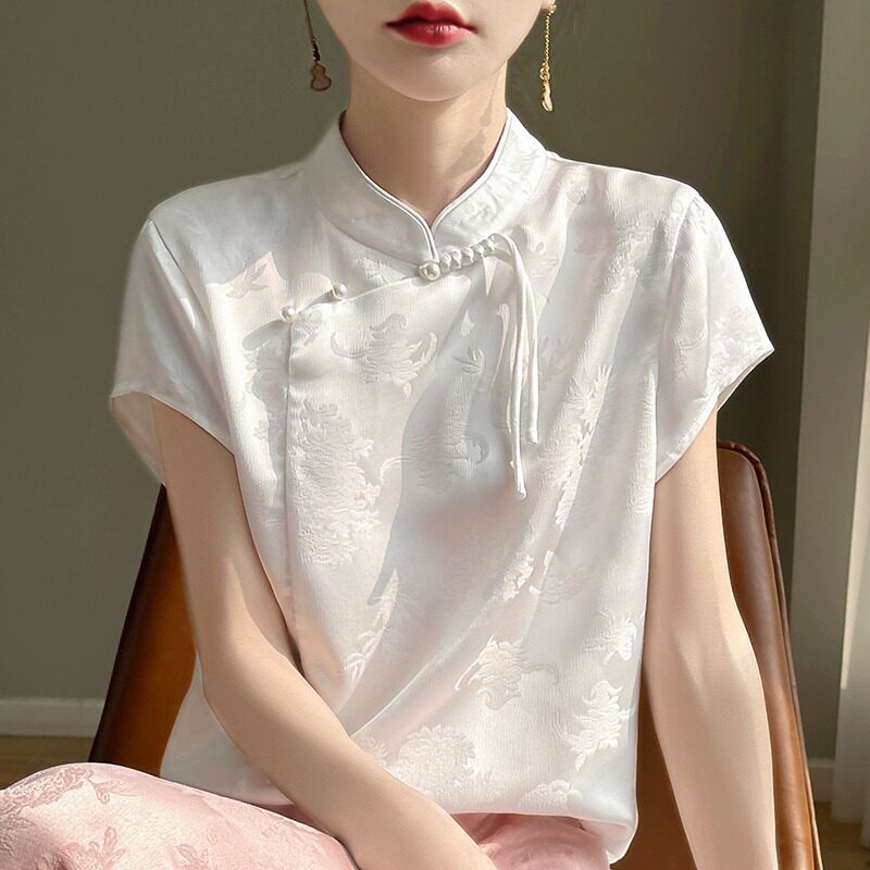 스탠드 업 칼라 디자인 틈새 뽕나무 실크 여름 짧은 탑이있는 여성용 하이 엔드 새틴 실크 반팔 치파오 셔츠