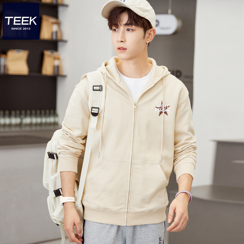 这卫衣!真的百搭!质量还好。