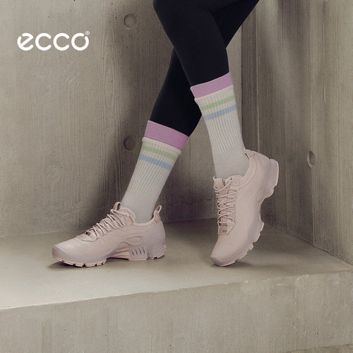 ECCO爱步时尚厚底耐磨运动休闲鞋