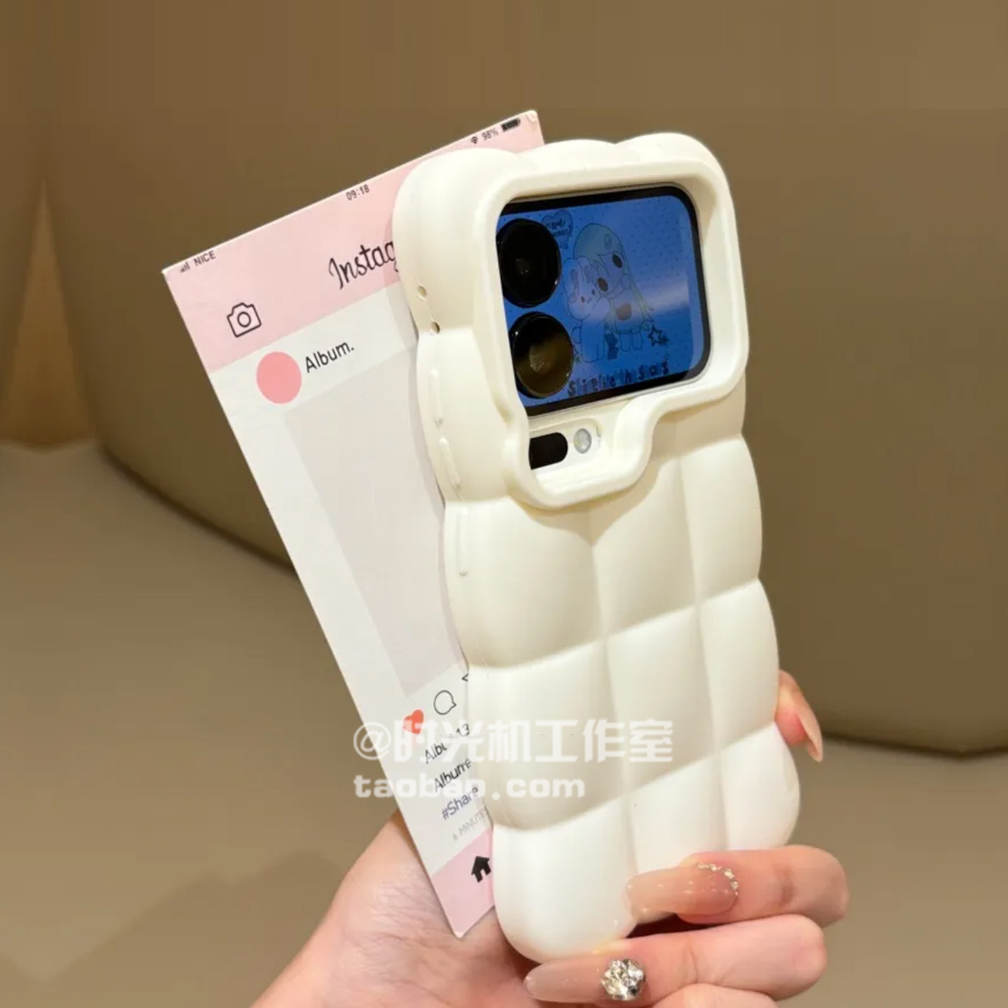 适用小米17Promax牛奶白凹凸气囊