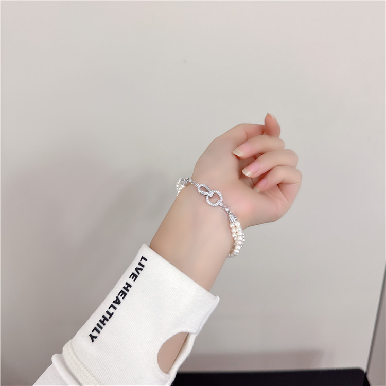 新款天然淡水珍珠手链小众设计时尚气质多层手串韩版轻奢首饰女