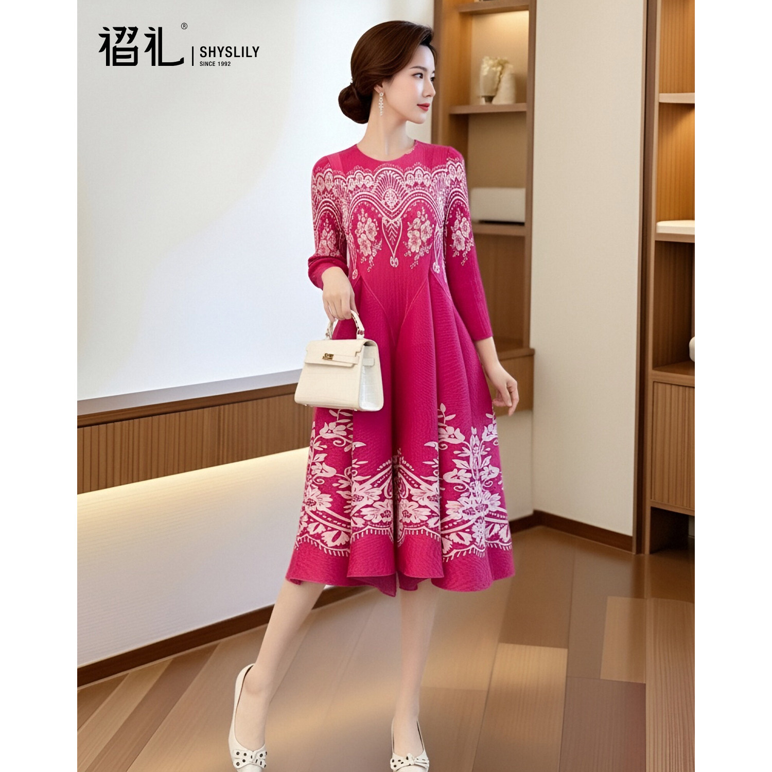 高端玫红色连衣裙女春装2026新款三宅宽松大码褶皱弹簧裙妈妈衣服