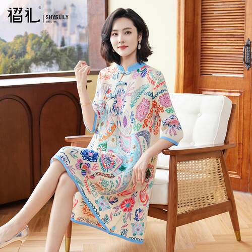 妈妈三亚海边度假连衣裙春弹簧裙