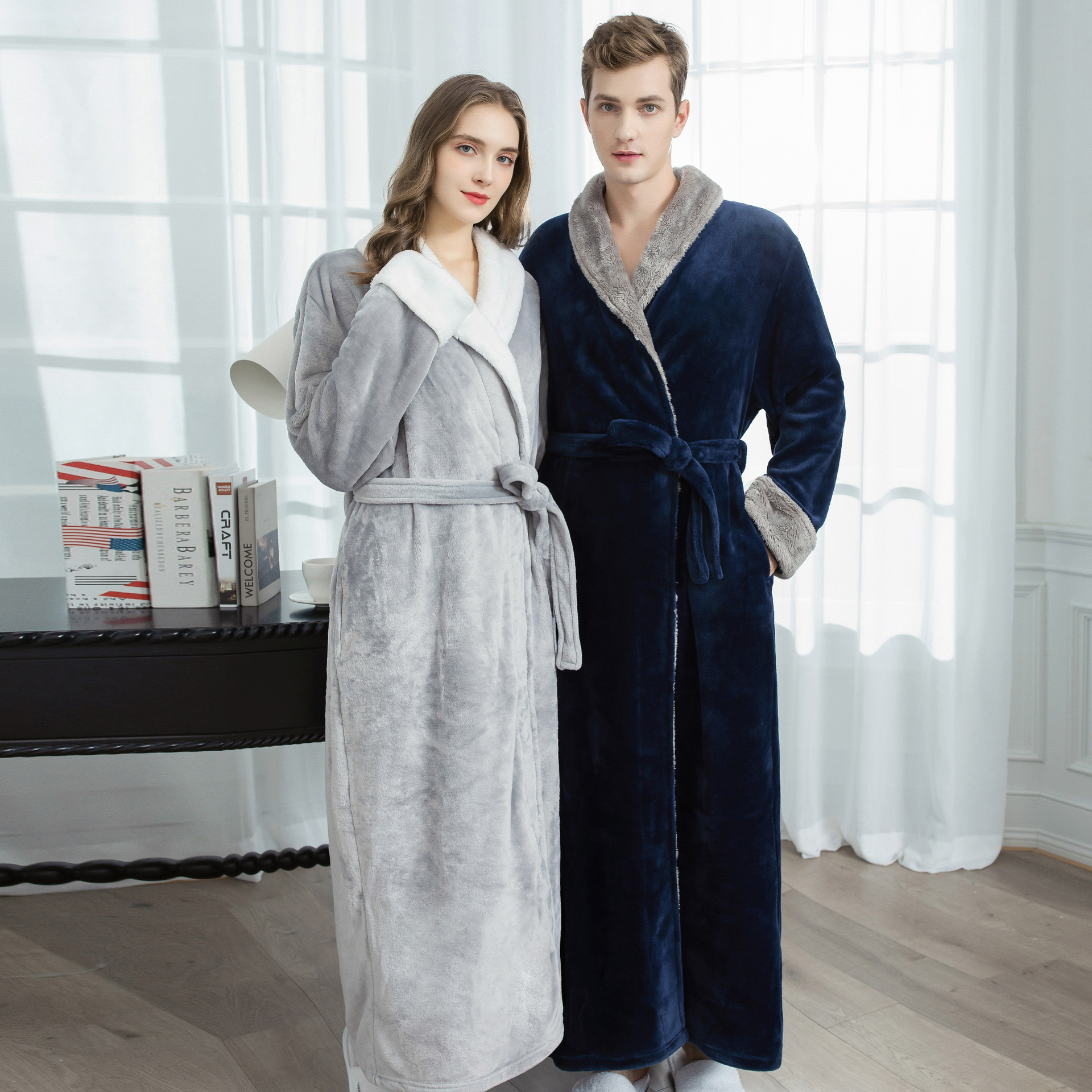 秋冬季法兰绒睡袍加绒加厚情侣款男士长款睡衣女士可爱家居服