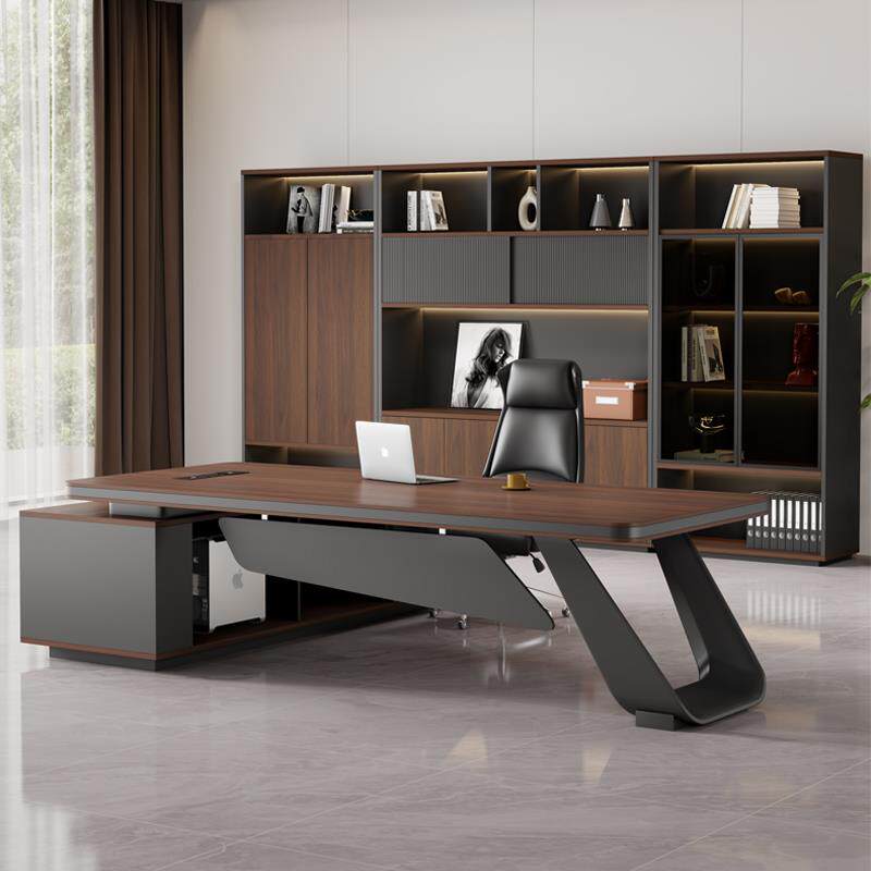 老板桌轻奢高级感董事长办公桌椅组合大班台总经理办公室家具套装