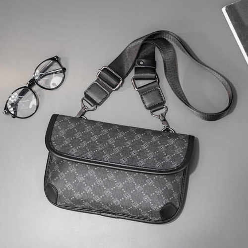 新款潮流潮牌男士休闲邮差小挎包