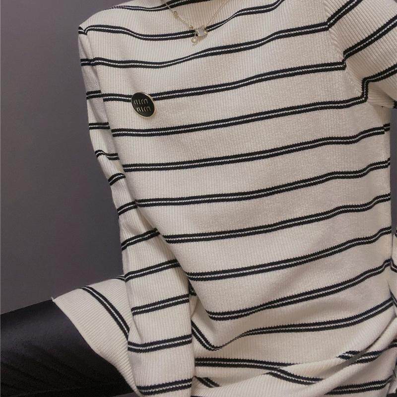 衣唯硕新款秋冬针织打底衫上衣女
