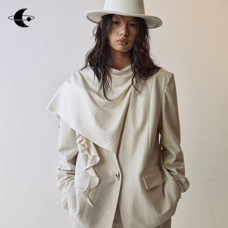 创世纪元【花意沉香】休闲西服2025新款立体花卉可拆卸西装外套女