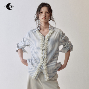 女 2026早春上衣立体花边门襟条纹宽松衬衫 创世纪元 领边絮语