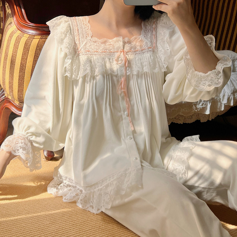 女士海岛绒蕾丝花边家居服套装