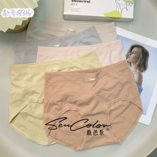 Товары от 齐多欧韩名牌店